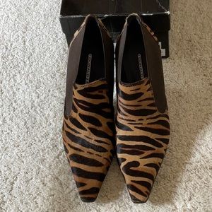 Donald J Pliner Leopard Zebra Heel Shoes 6M NIB